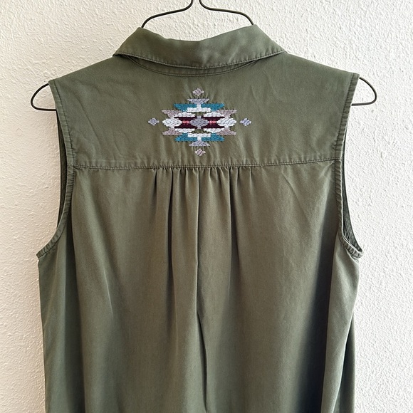 Pendleton Embroidered Collared Dress - Picture 2 of 3